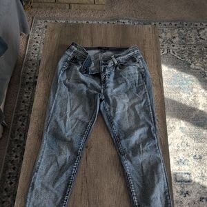 Judy Blue Light Wash Straight Leg Jeans